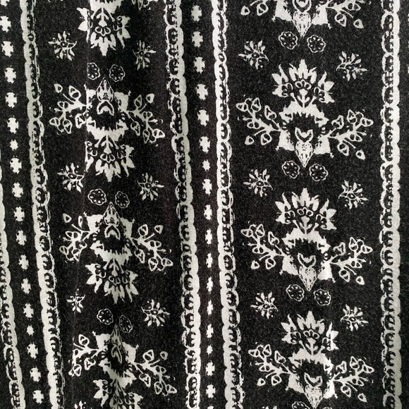 Maurices Tank (NWOT) - Picture 2 of 3